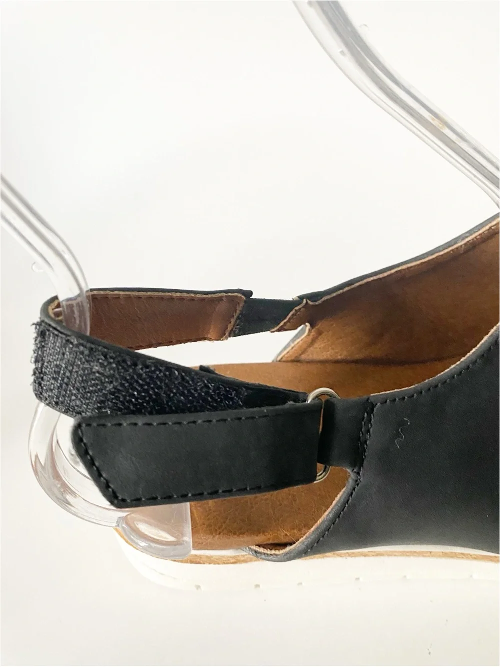 LeatherSport Toe Loop Sandal Adrienne Vittadini Platform Minimalist Asymmetrical